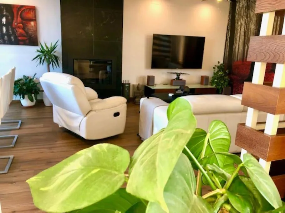 Guest house Modern Zen Bali Hotel Puerto Real Spain